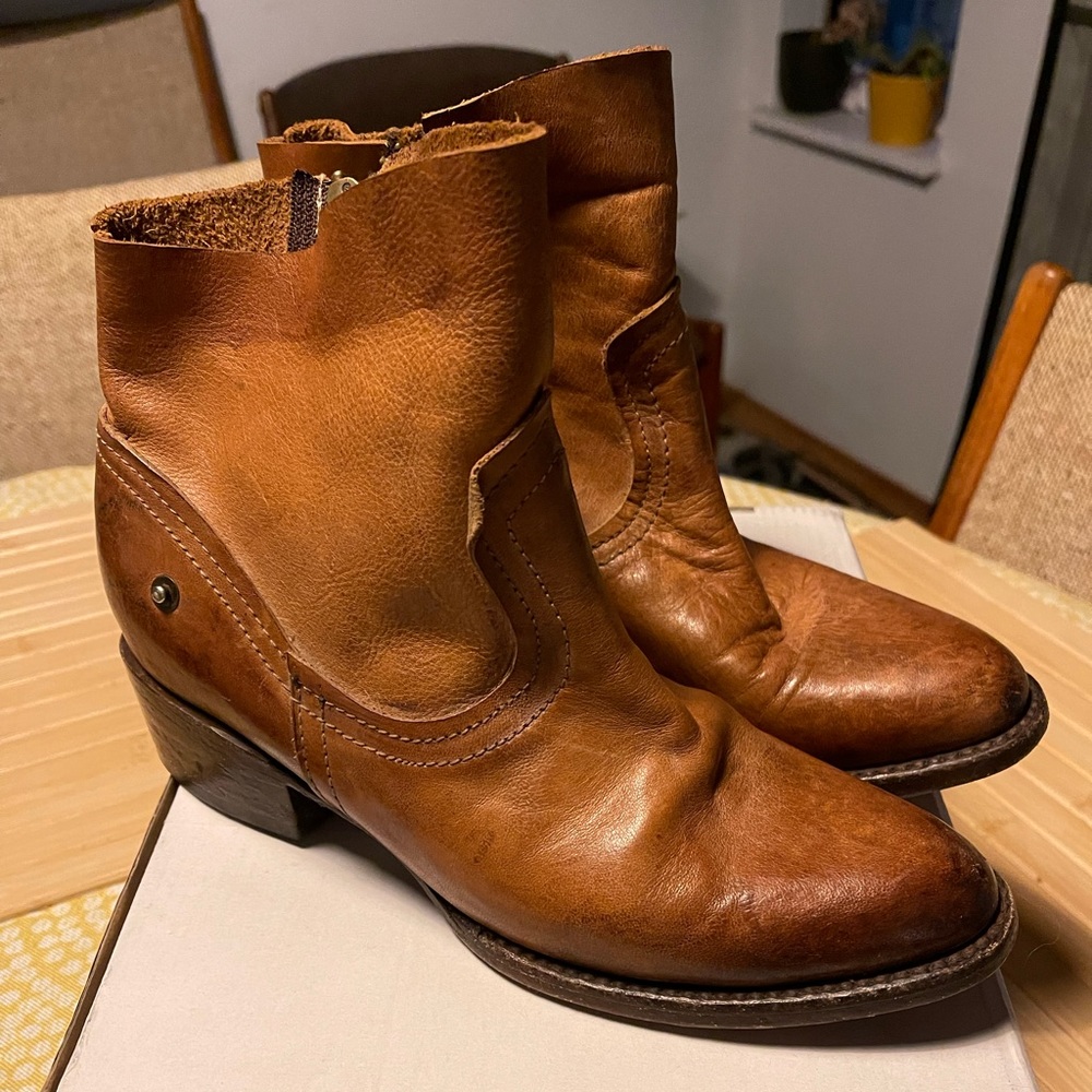 Freebird by Stephen Leather Booties